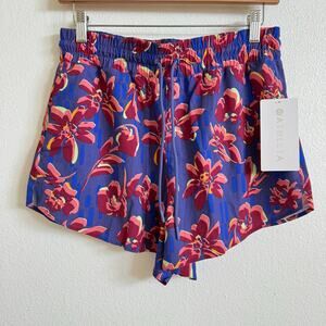 Athleta Floral Crossroads Shorts Women's Small NWT